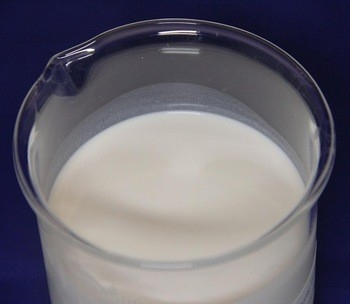 White Emulsion Coating Industrial Lubricant LSC-500 High Efficiency Calcium Stearate
